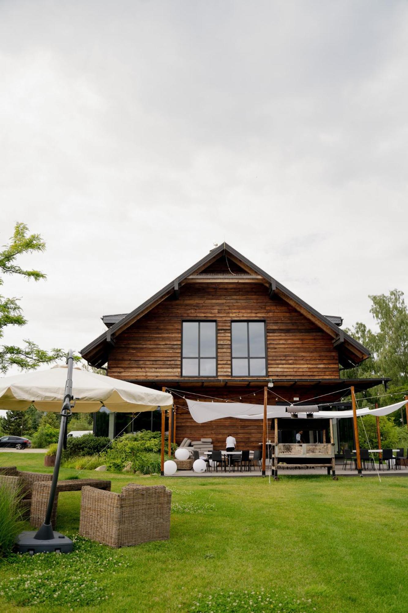 Karma House Goscienczyce Bed & Breakfast Grojec  Luaran gambar