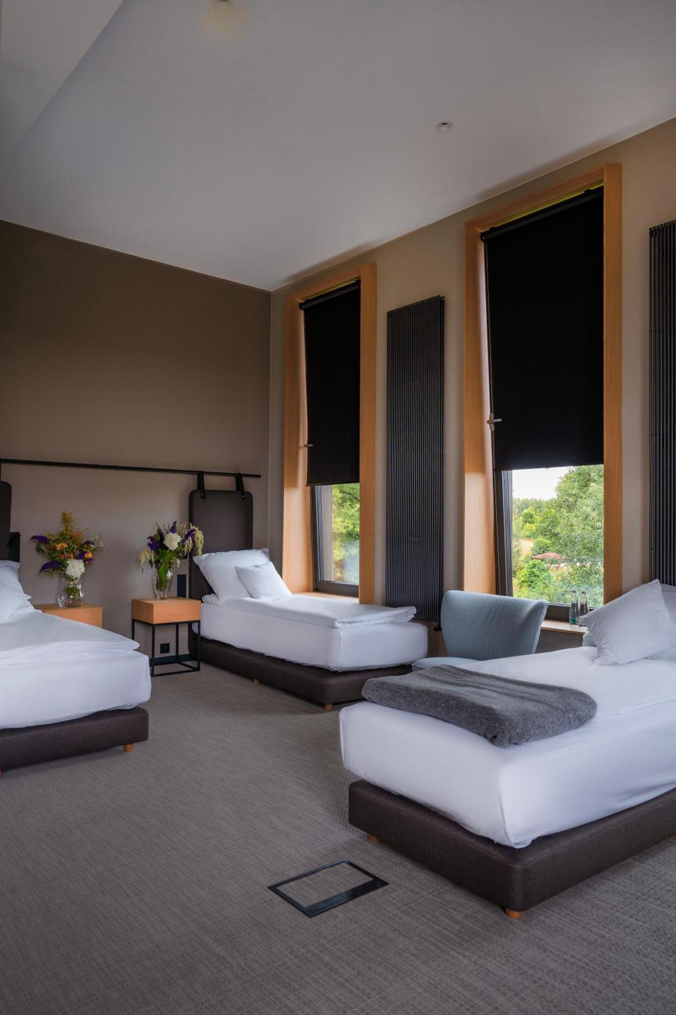 Karma House Goscienczyce Bed & Breakfast Grojec  Luaran gambar