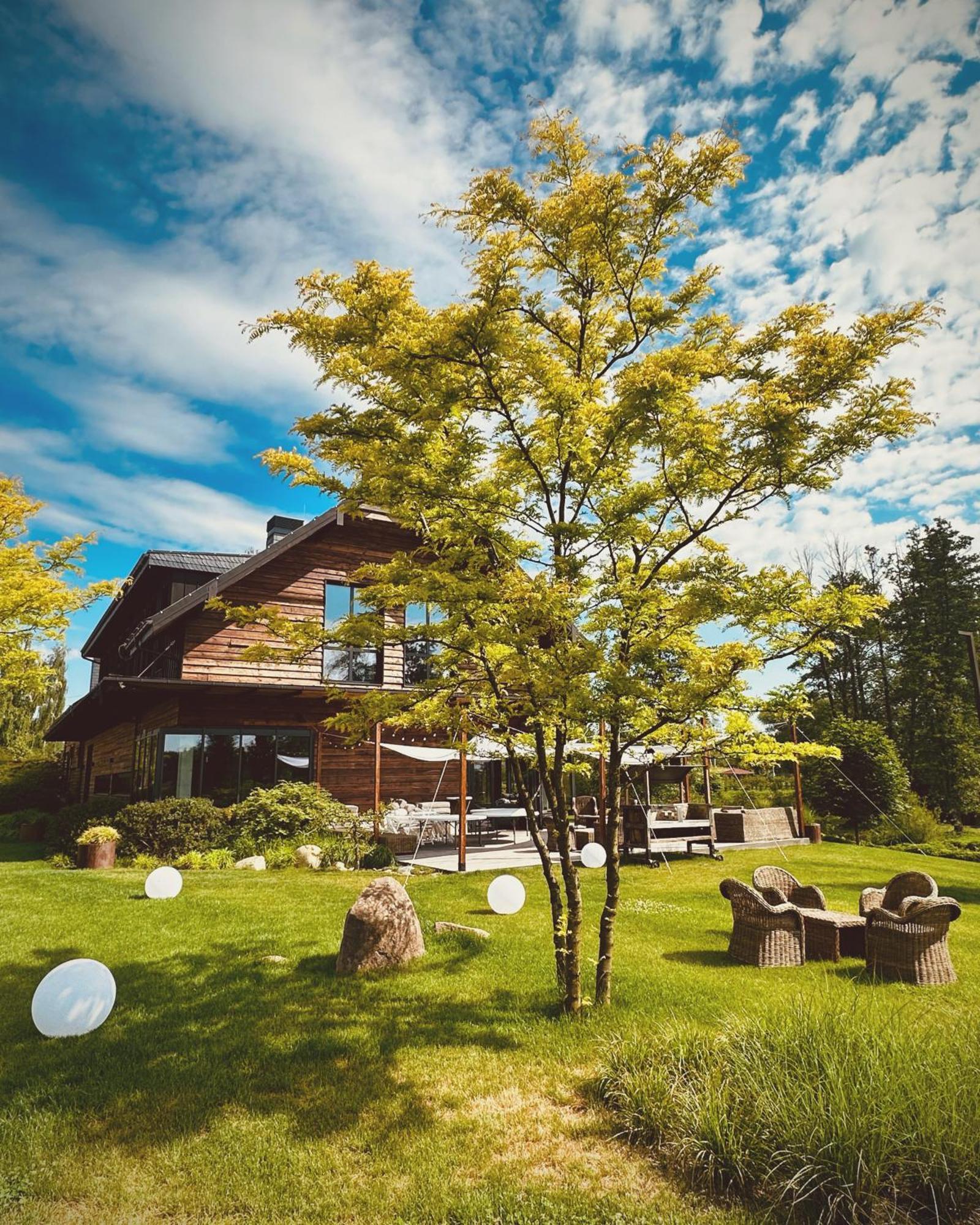 Karma House Goscienczyce Bed & Breakfast Grojec  Luaran gambar